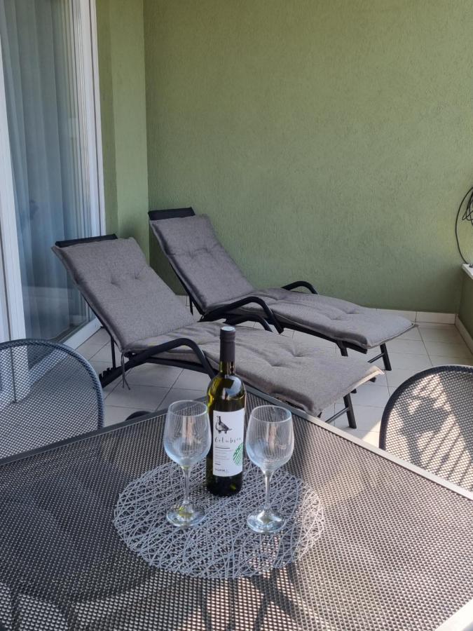 Makarska Relax Lägenhet Exteriör bild